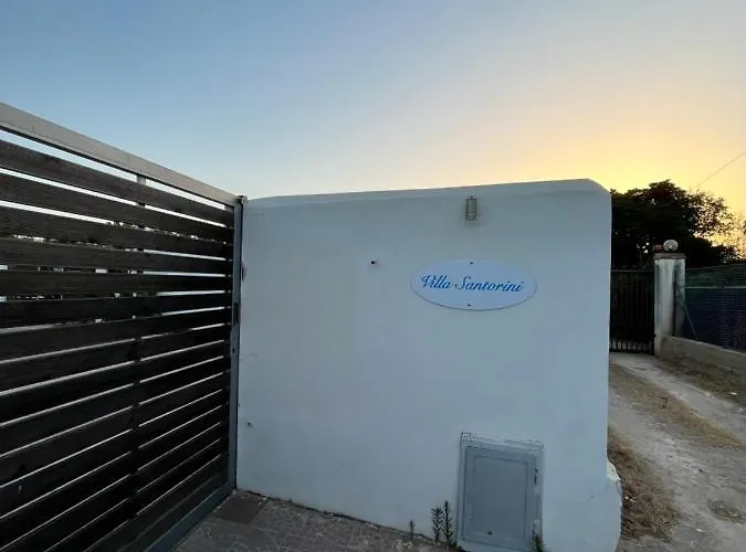 לינה וארוחת בוקר Santorini