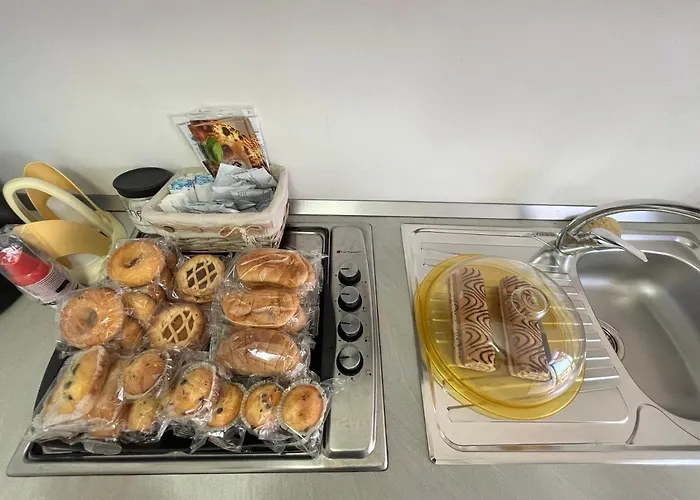 Santorini לינה וארוחת בוקר 3*